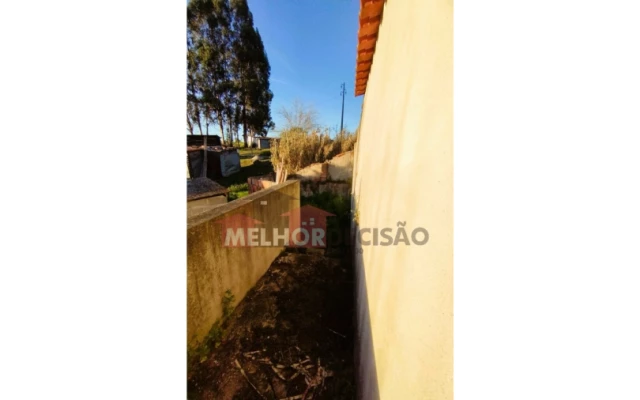 Moradia T3 para Venda em Tramagal Foto 20