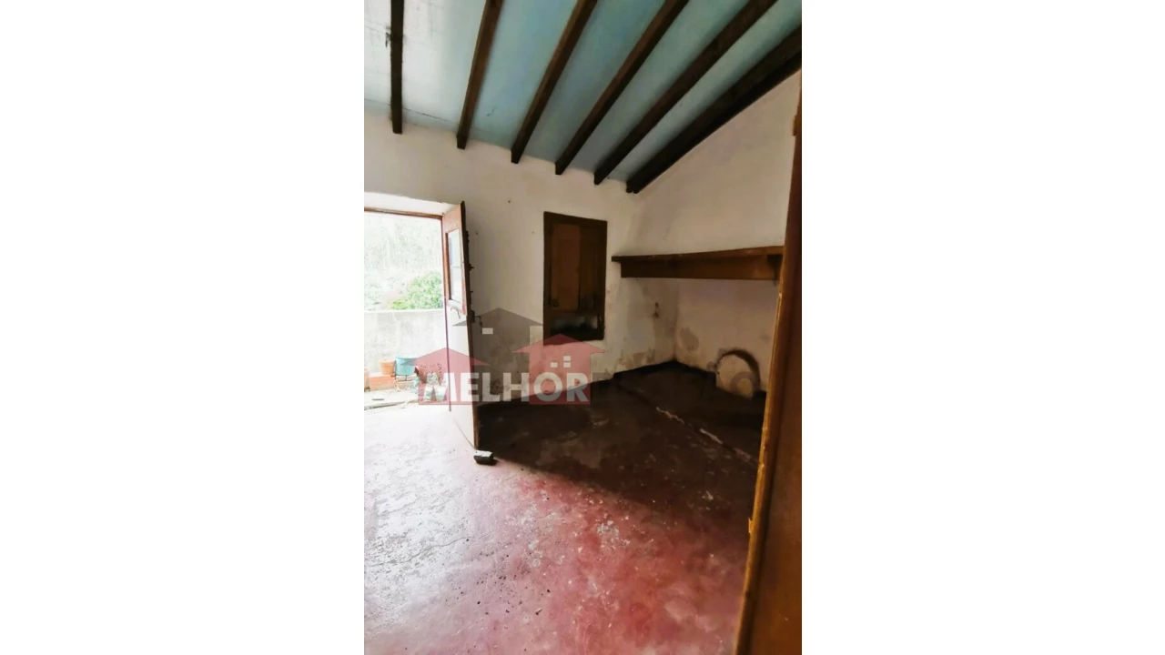 Moradia T3 para Venda em Tramagal Foto 10