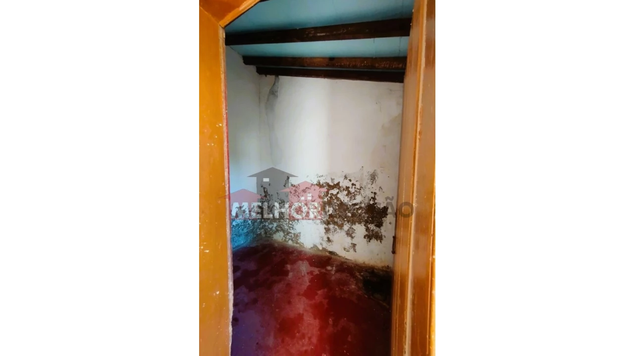 Moradia T3 para Venda em Tramagal Foto 18