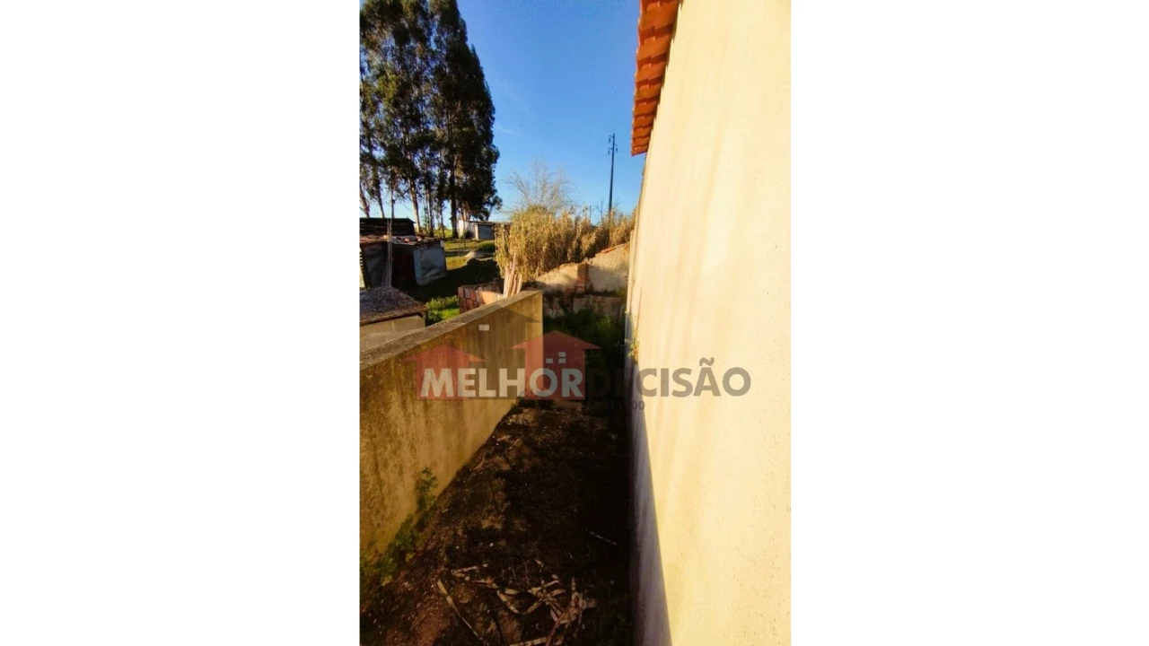 Moradia T3 para Venda em Tramagal Foto 20