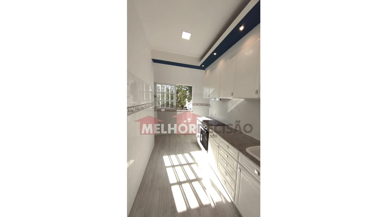 Apartamento T4 para Venda em Torres Novas (São Pedro), Lapas e Ribeira Branca Foto 2