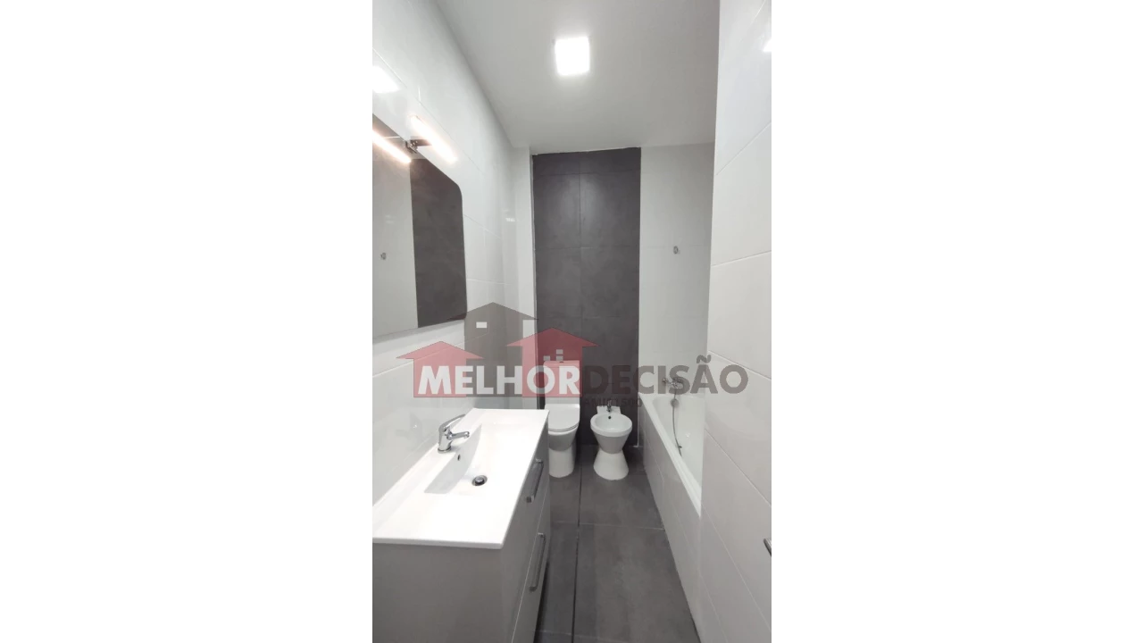 Apartamento T4 para Venda em Torres Novas (São Pedro), Lapas e Ribeira Branca Foto 13