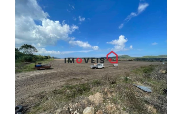 Quinta T0 para Venda em Valado dos Frades Foto 2