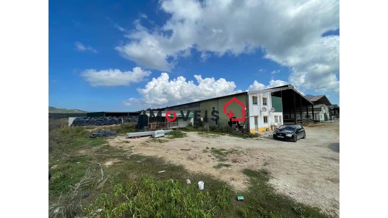 Quinta T0 para Venda em Valado dos Frades Foto 6