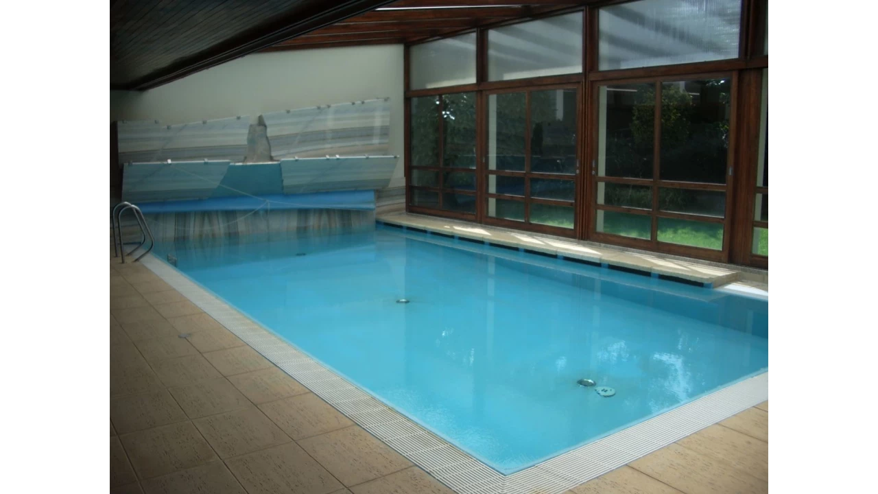 Moradia T4 para Venda em Loivo Foto 4