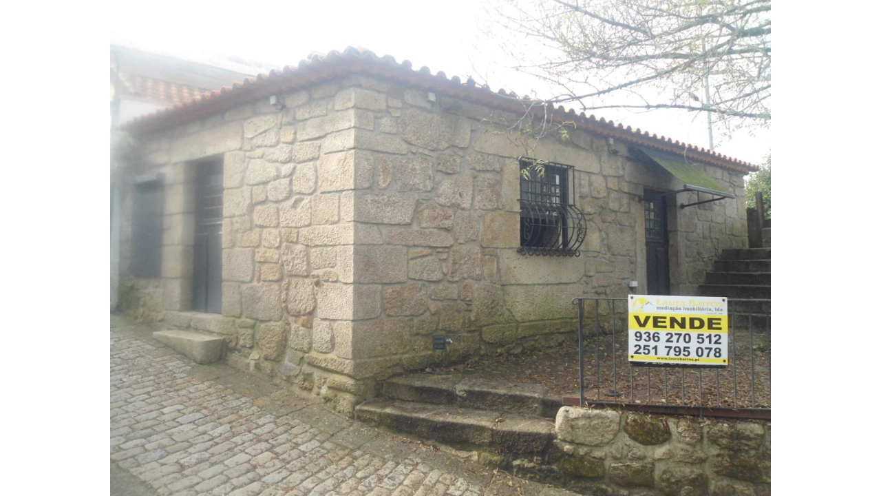 Moradia T1 para Venda em Vila Nova de Cerveira e Lovelhe Foto 1