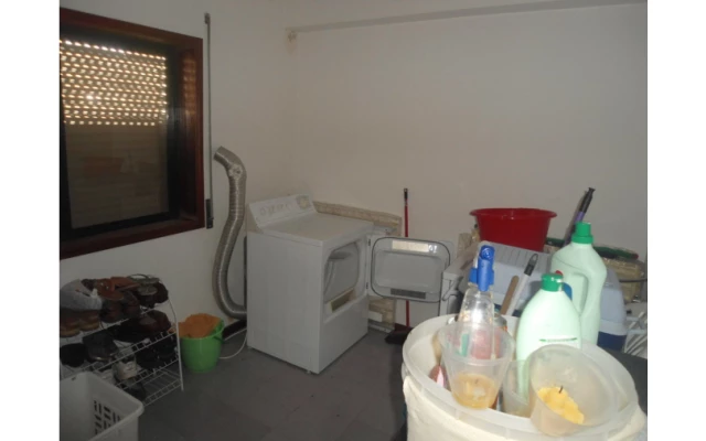 Moradia T4 para Venda em Vila Praia de Ancora Foto 9
