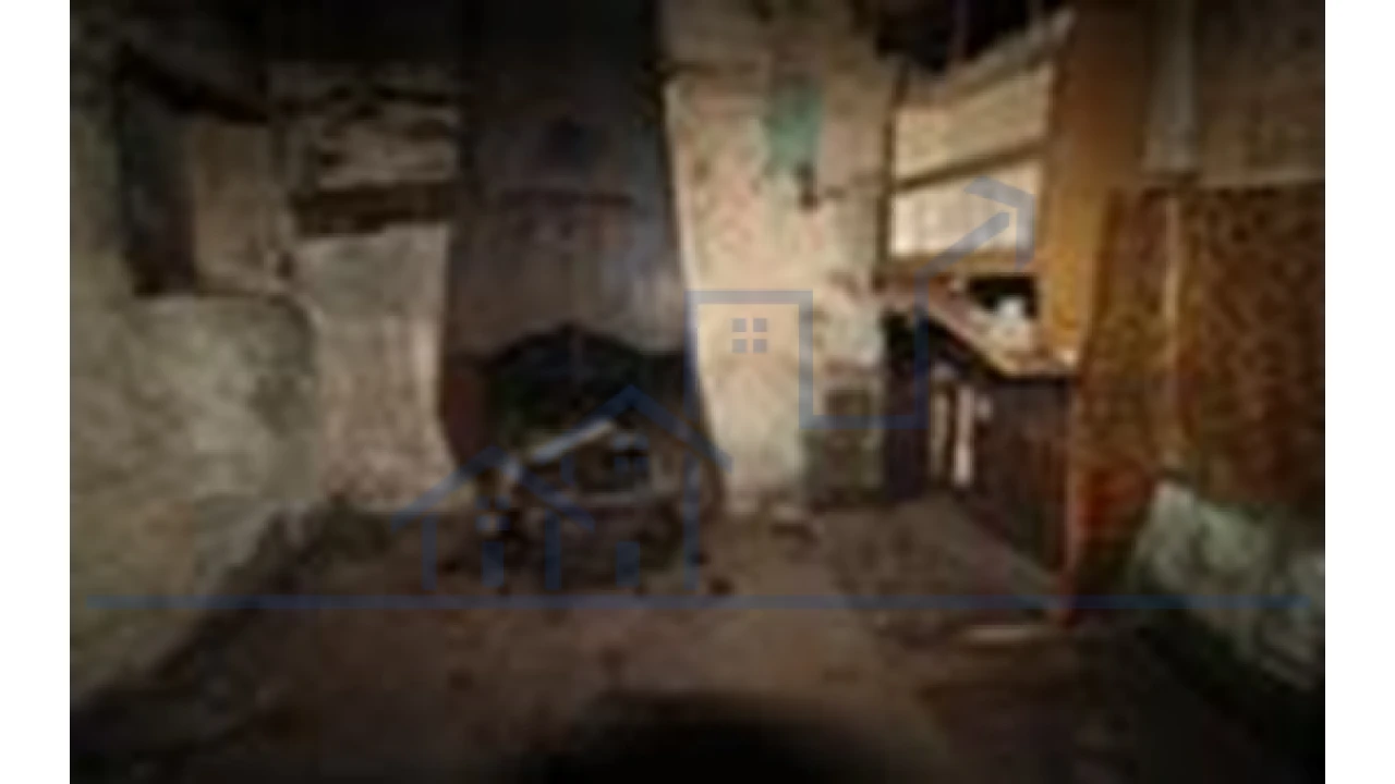 Moradia T2 para Venda em Açoreira Foto 10