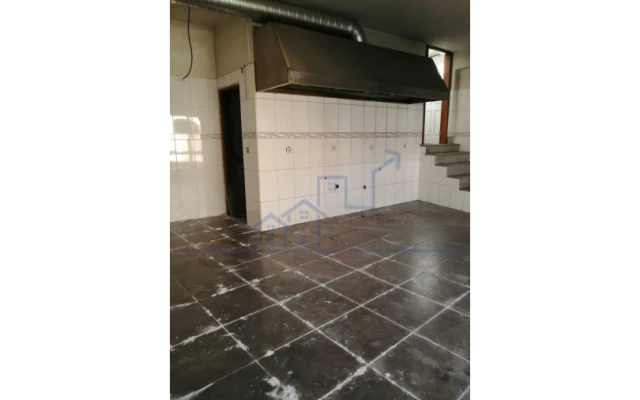 Moradia T3 para Venda em Horta da Vilariça Foto 11