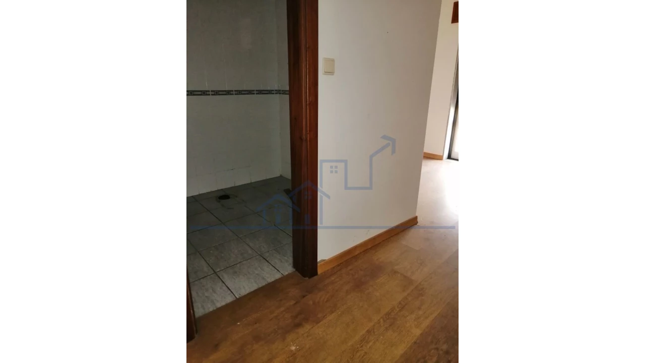 Moradia T3 para Venda em Horta da Vilariça Foto 6