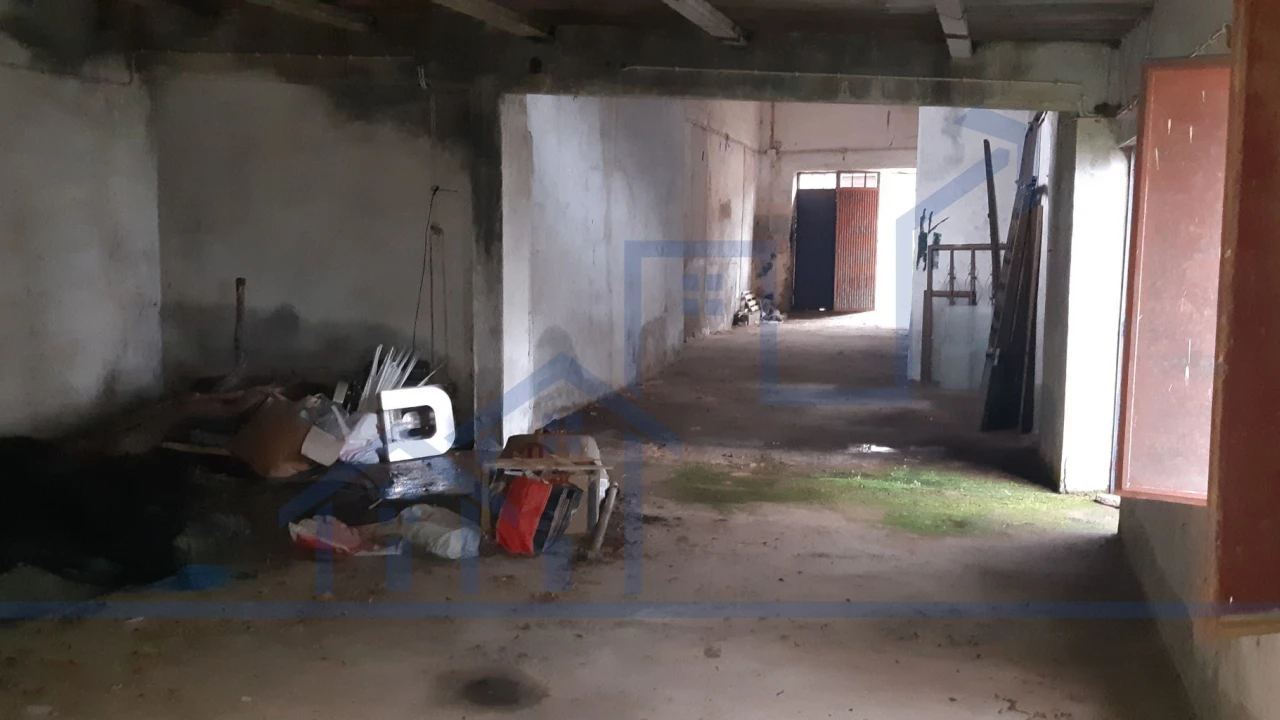 Armazém para Venda em Torre de Moncorvo Foto 15
