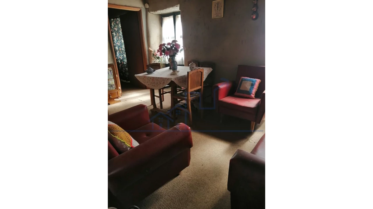 Moradia T3 para Venda em Carviçais Foto 7