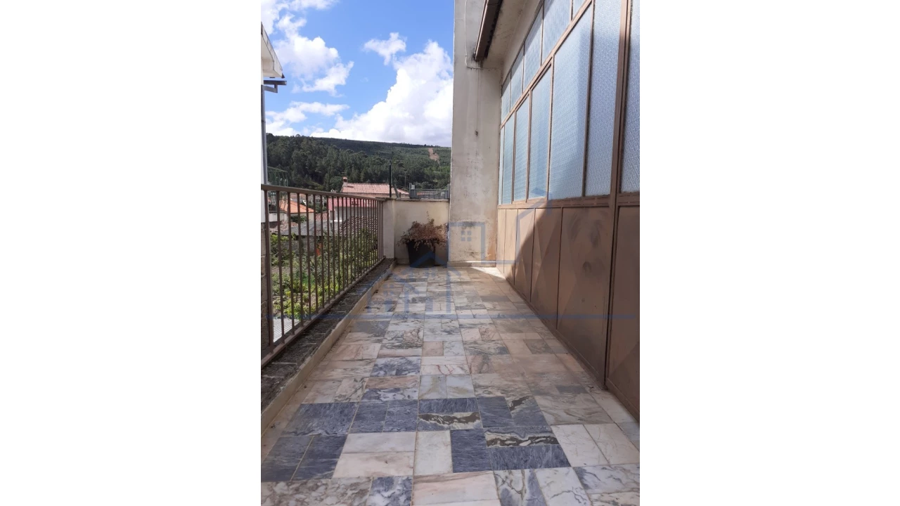 Moradia T5 para Venda em Felgueiras e Maçores Foto 5