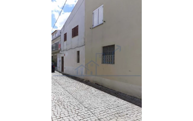 Moradia T5 para Venda em Felgueiras e Maçores Foto 3