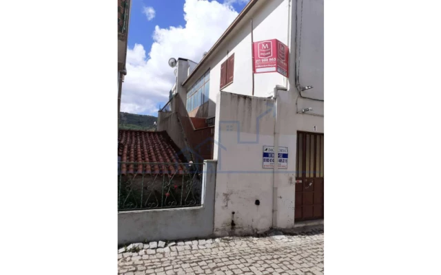 Moradia T5 para Venda em Felgueiras e Maçores Foto 2