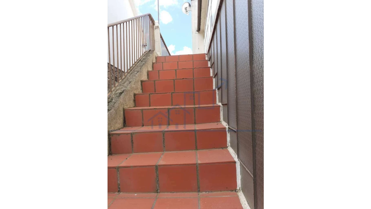 Moradia T5 para Venda em Felgueiras e Maçores Foto 4