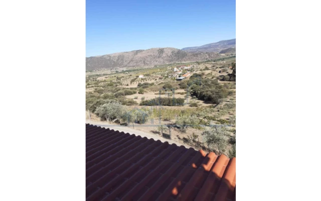 Moradia T4 para Venda em Horta da Vilariça Foto 9