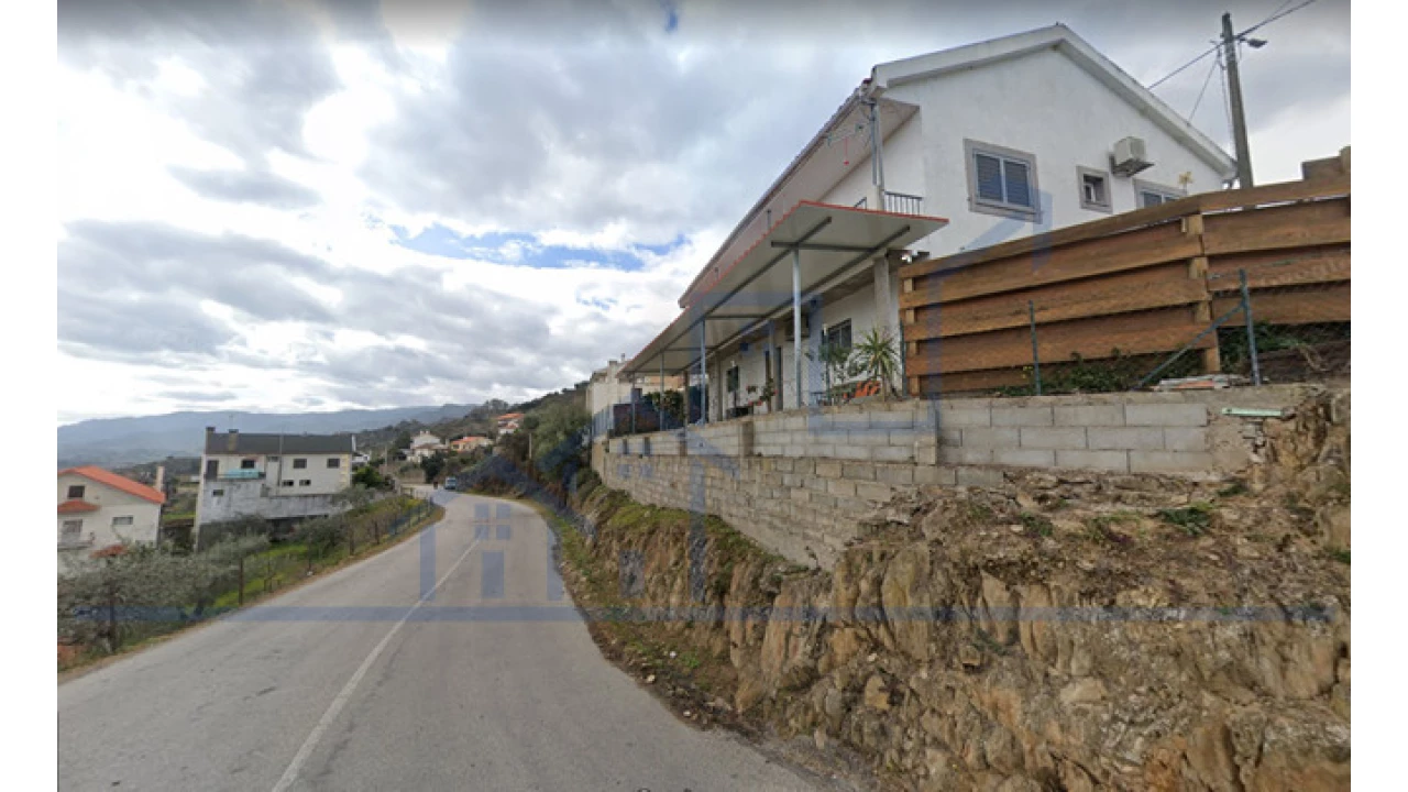 Moradia T4 para Venda em Horta da Vilariça Foto 5