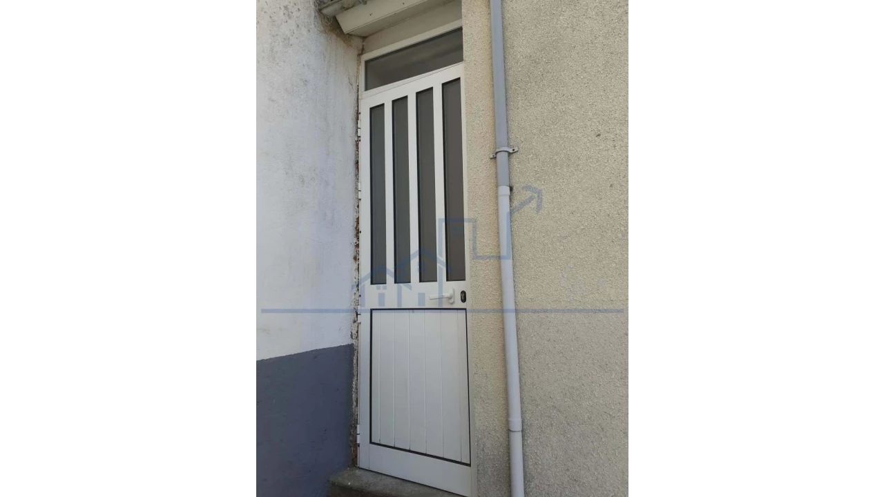 Moradia T2 para Venda em Mos Foto 5