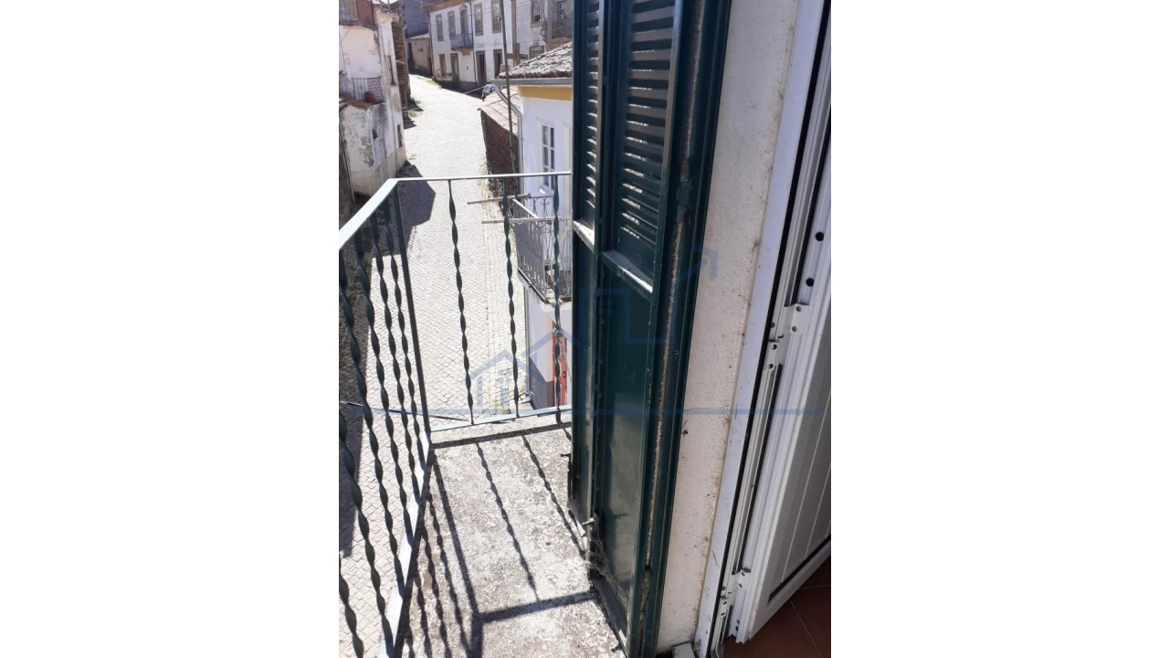 Moradia T2 para Venda em Mos Foto 4