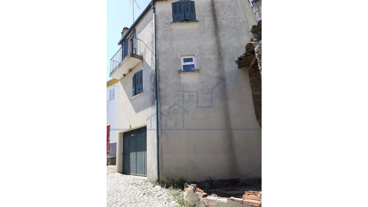 Moradia T2 para Venda em Mos Foto 2