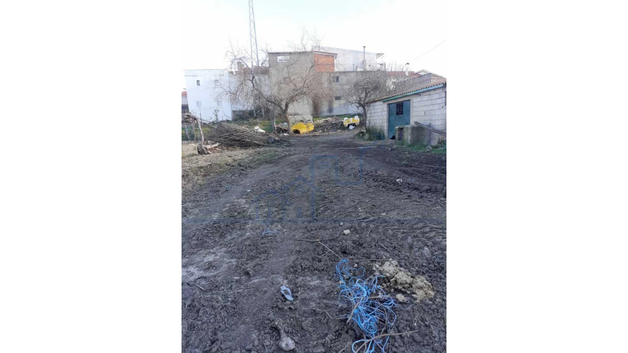 Armazém para Venda em Larinho Foto 8