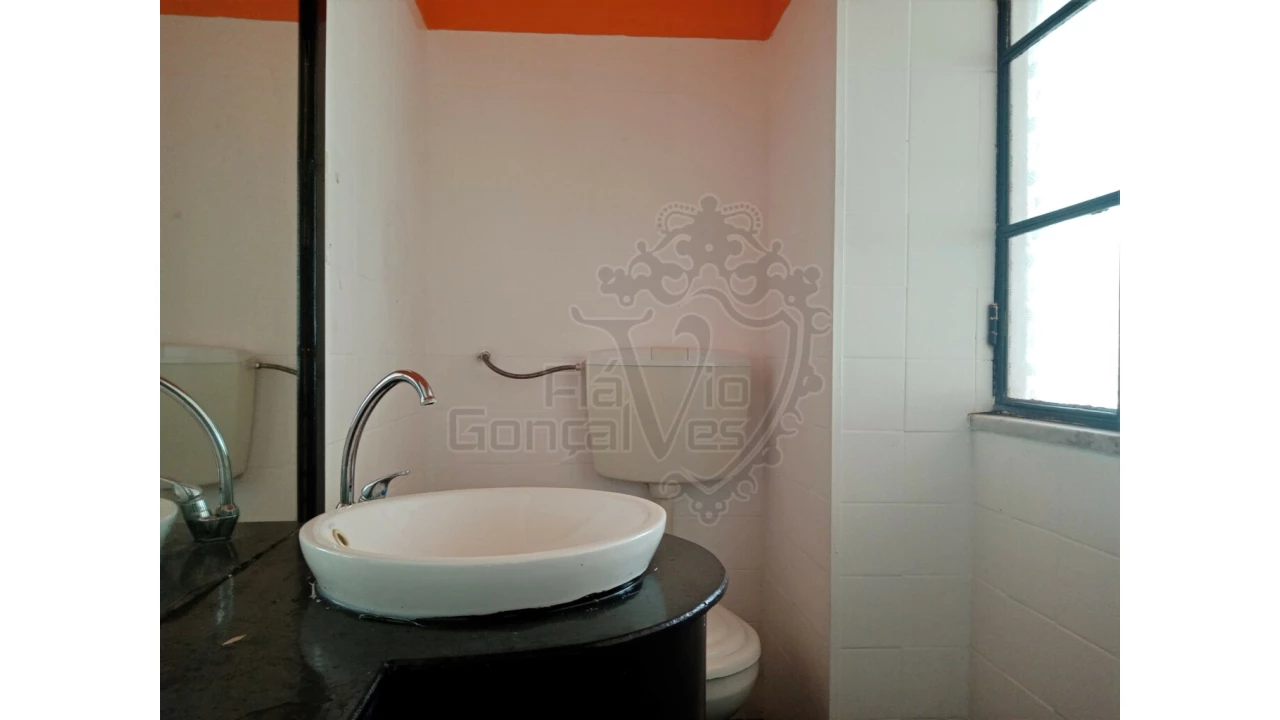 Loja para Venda em Estremoz (Santa Maria e Santo André) Foto 9