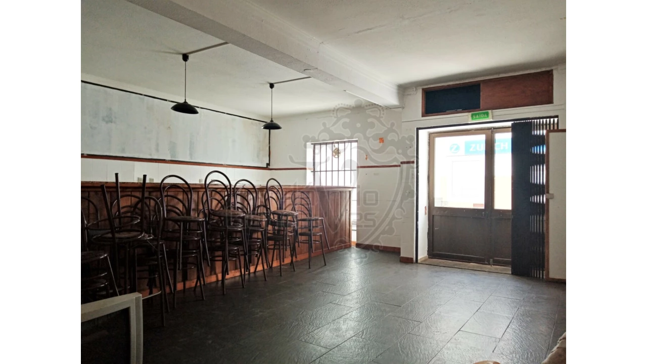 Loja para Venda em Estremoz (Santa Maria e Santo André) Foto 10