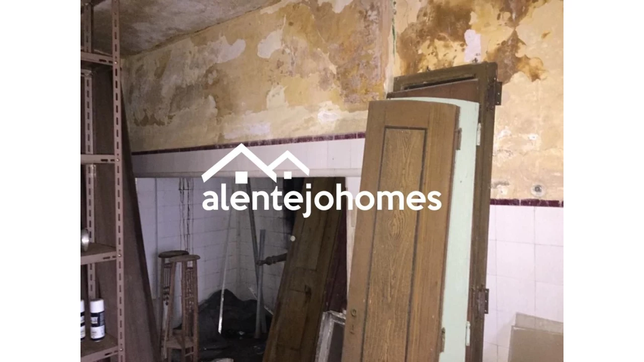 Moradia T6 para Venda em Arraiolos Foto 11