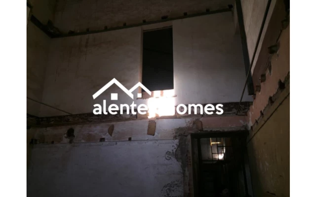 Moradia T6 para Venda em Arraiolos Foto 9