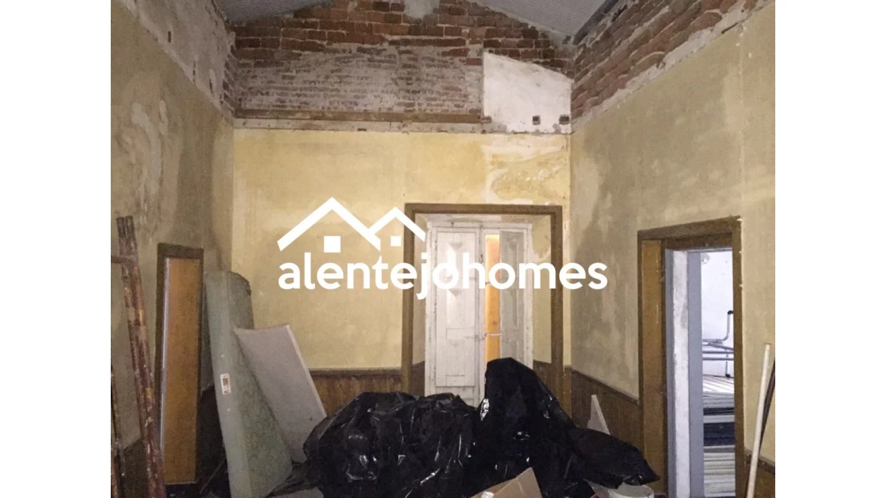 Moradia T6 para Venda em Arraiolos Foto 18