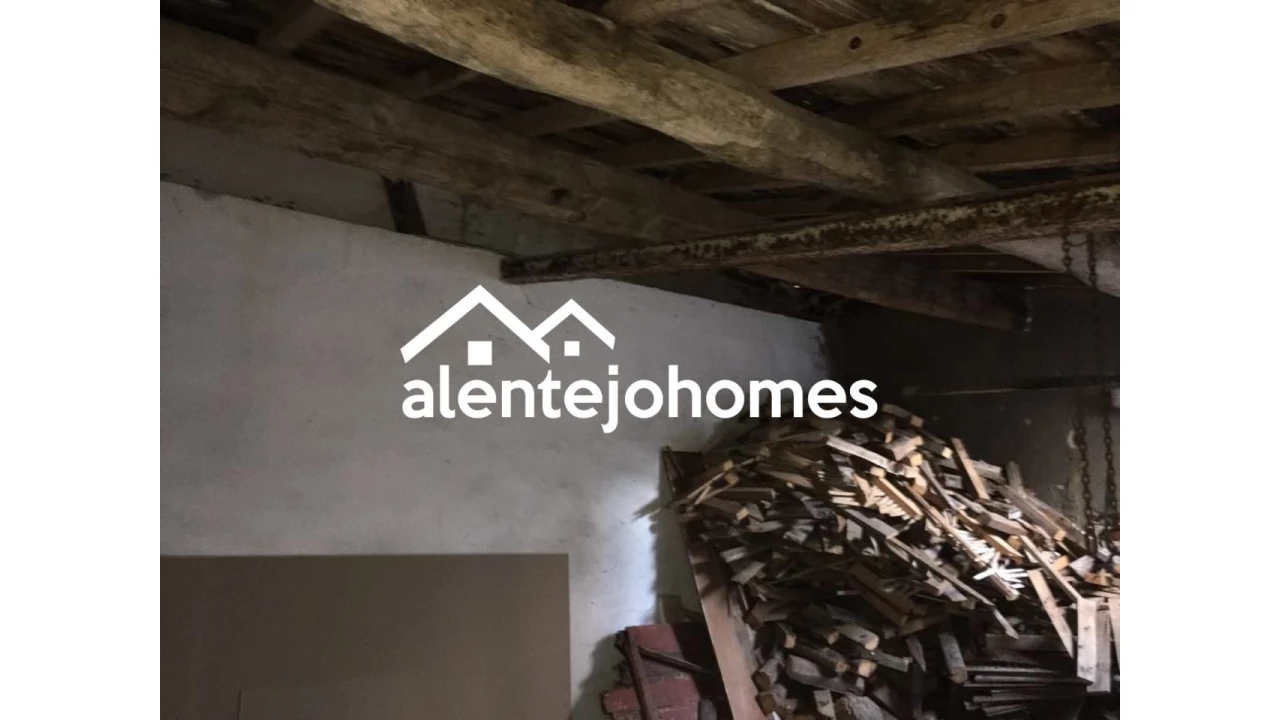 Moradia T6 para Venda em Arraiolos Foto 17