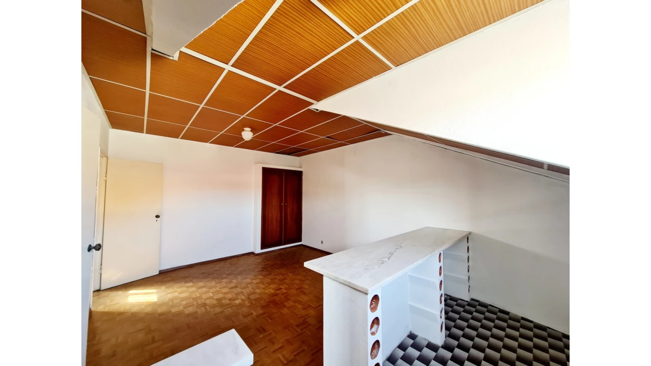 Moradia T3 para Venda em Reguengo Grande Foto 19