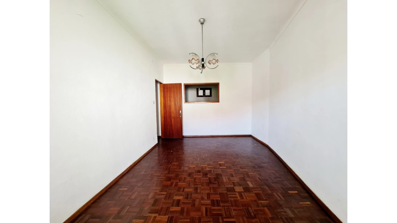 Moradia T3 para Venda em Reguengo Grande Foto 7