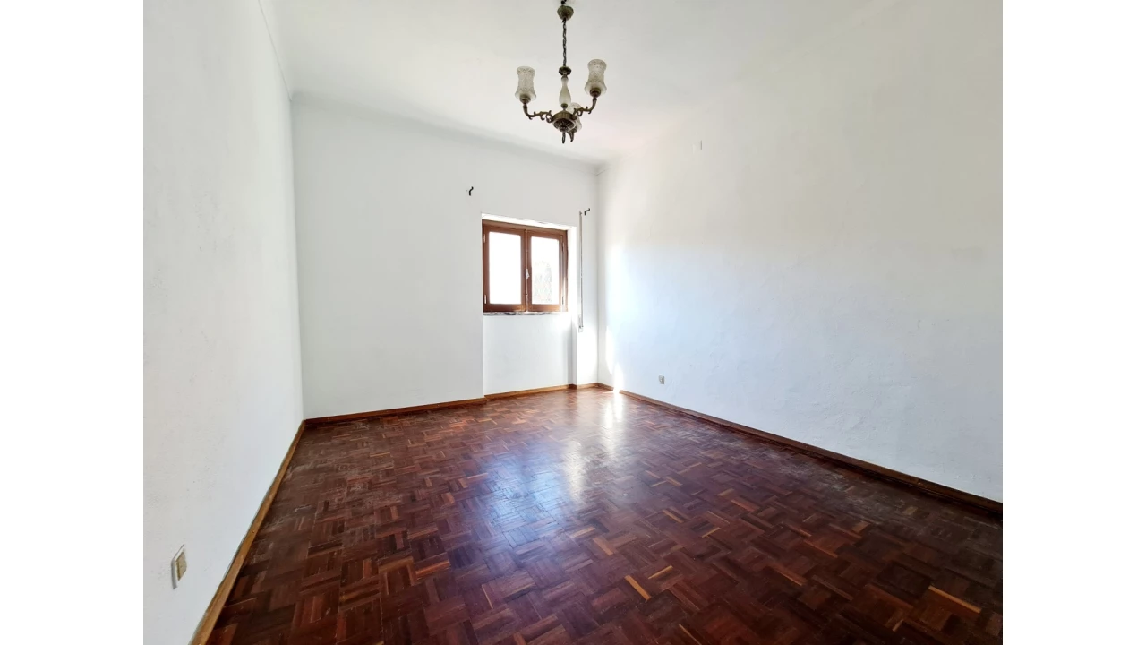 Moradia T3 para Venda em Reguengo Grande Foto 11