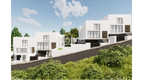 Terreno para Venda em Sandim, Olival, Lever e Crestuma