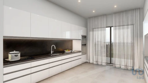 Apartamento T4 para Venda em Loule (São Clemente)