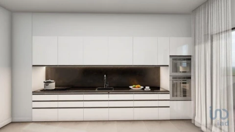Apartamento T4 para Venda em Loule (São Clemente)