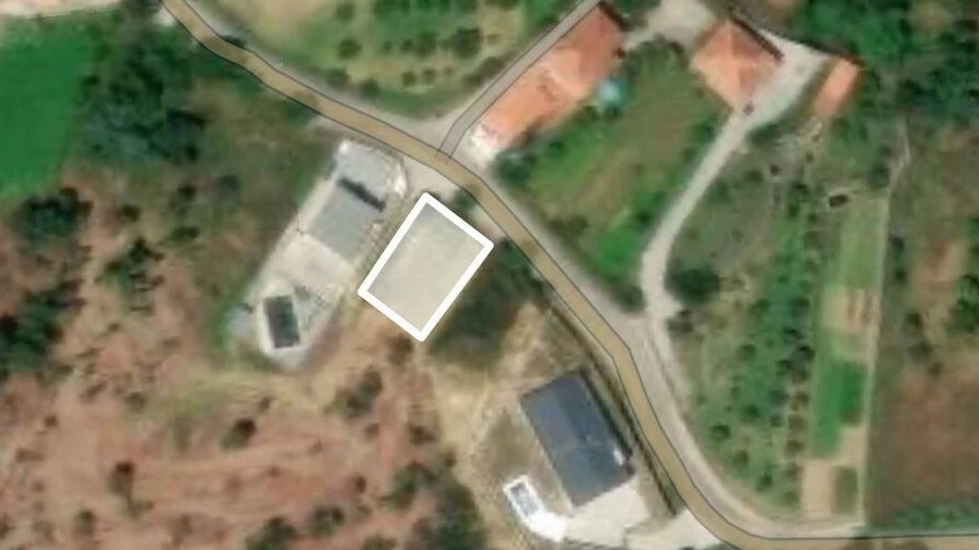 Terreno para Venda em Calvão e Soutelinho da Raia