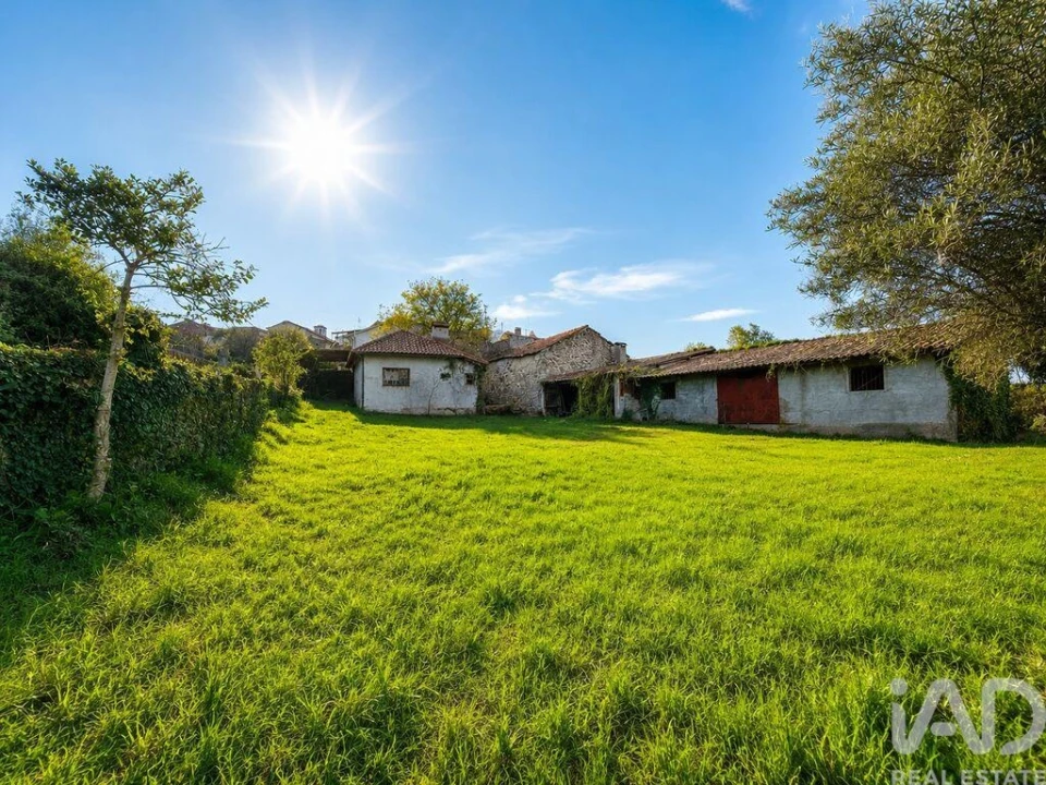 Terreno para Venda em Calvão e Soutelinho da Raia Foto 1