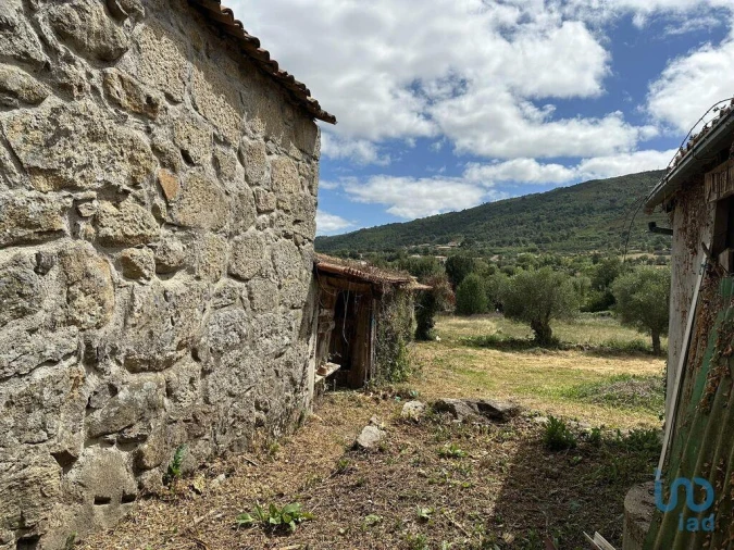 Terreno para Venda em Calvão e Soutelinho da Raia Foto 1