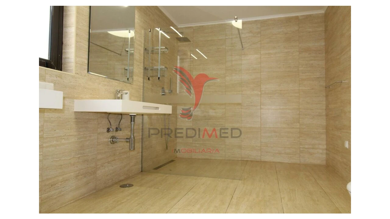 Apartamento T4 para Venda em Albufeira e Olhos de Água Foto 17
