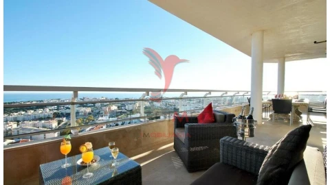 Apartamento T4 para Venda em Albufeira e Olhos de Água