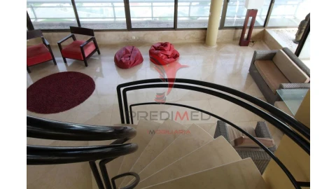 Apartamento T4 para Venda em Albufeira e Olhos de Água