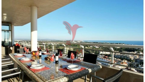 Apartamento T4 para Venda em Albufeira e Olhos de Água