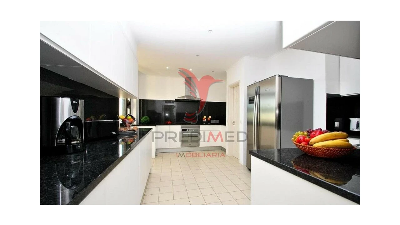 Apartamento T4 para Venda em Albufeira e Olhos de Água Foto 5