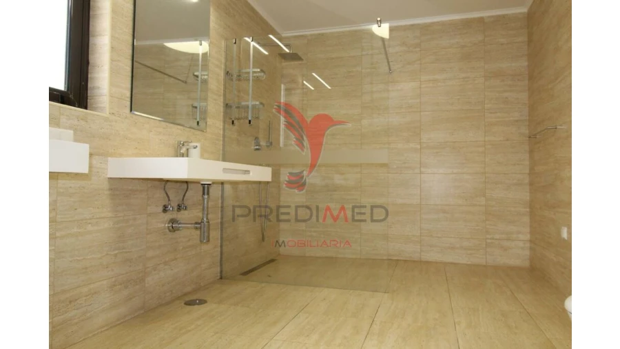 Apartamento T4 para Venda em Albufeira e Olhos de Água Foto 17