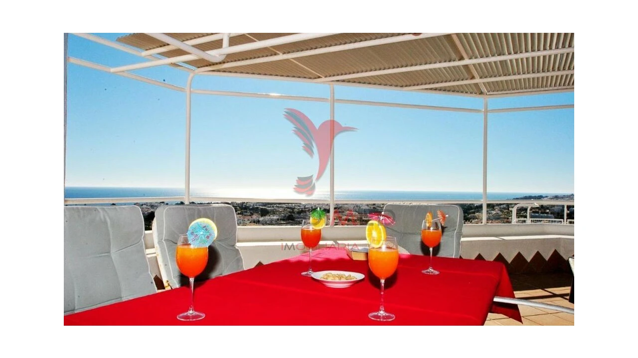 Apartamento T4 para Venda em Albufeira e Olhos de Água Foto 16