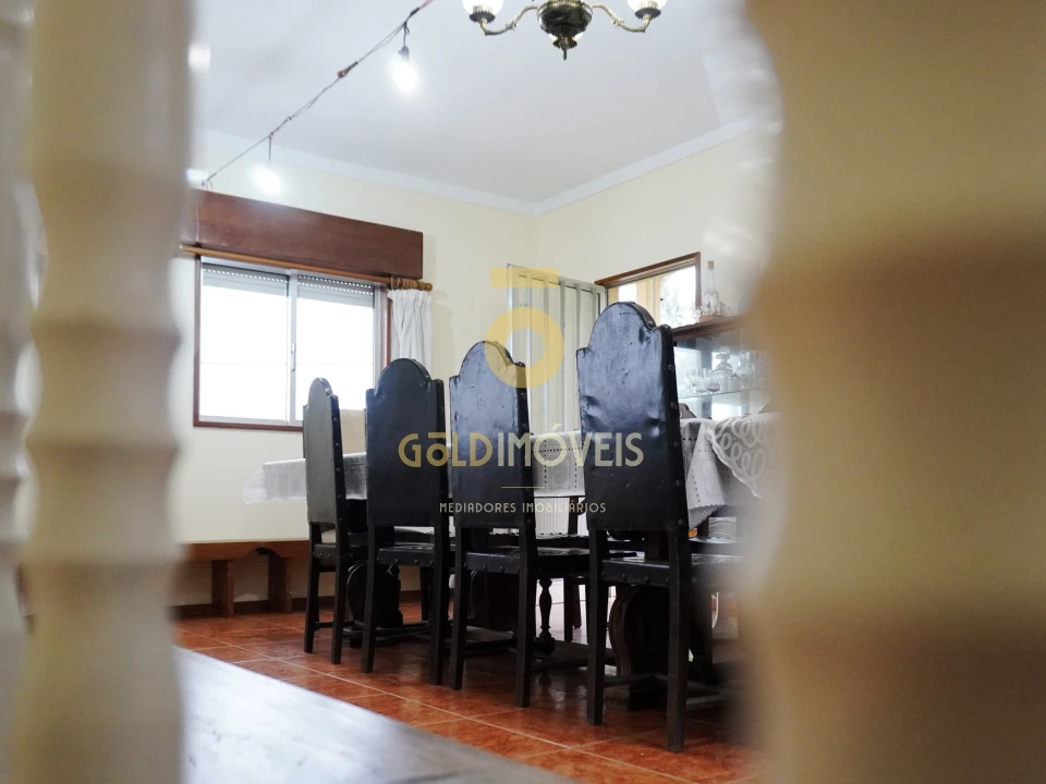 Moradia T4 para Venda em Espadanedo Foto 34