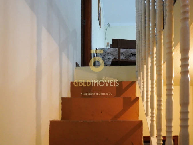 Moradia T4 para Venda em Espadanedo Foto 33